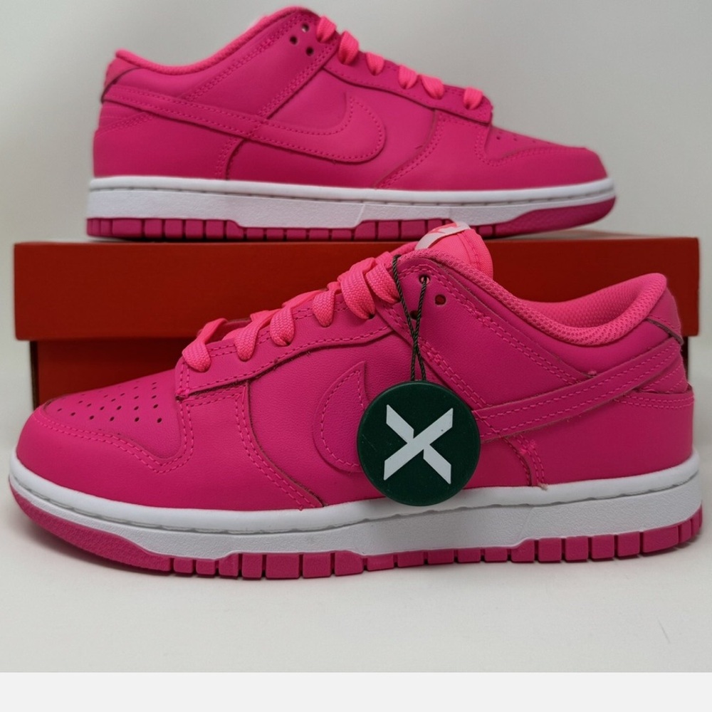 Women’s Size 7 Nike Dunk Low Hyper Pink Sneakers